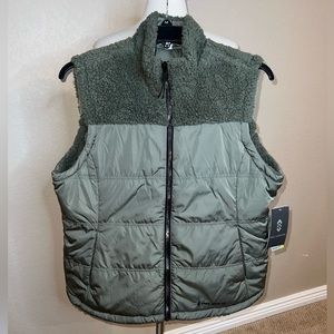 Free Country Vest Sherpa lined Size XL NWT